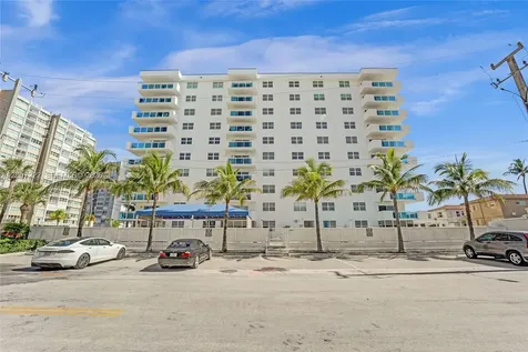 1701 S Ocean Drive Hollywood FL 33019