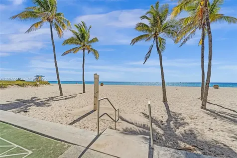 1701 S Ocean Drive Hollywood FL 33019