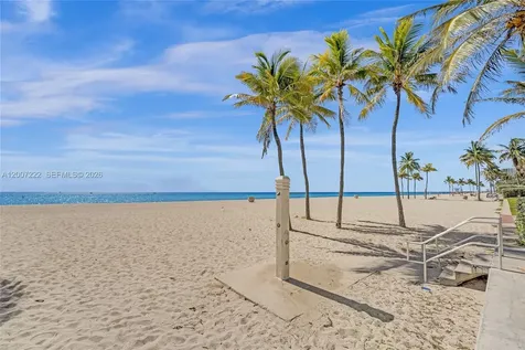 1701 S Ocean Drive Hollywood FL 33019