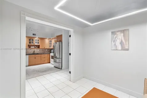 1701 S Ocean Drive Hollywood FL 33019
