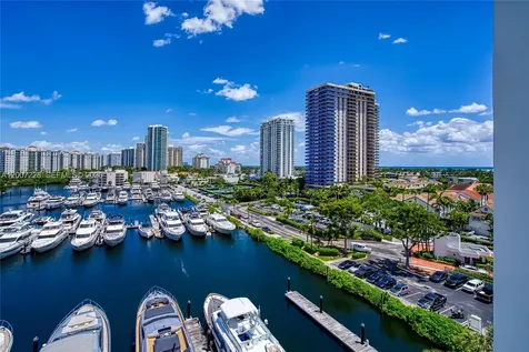 Aventura FL 33180