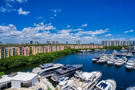 Aventura FL 33180