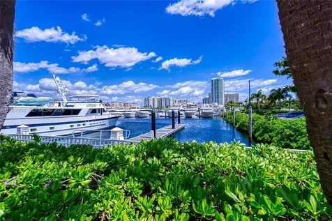Aventura FL 33180