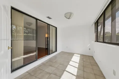 380 Fairway Circle Weston FL 33326
