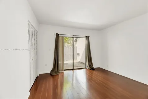 380 Fairway Circle Weston FL 33326