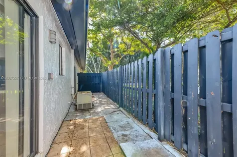 380 Fairway Circle Weston FL 33326