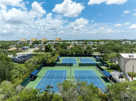 380 Fairway Circle Weston FL 33326