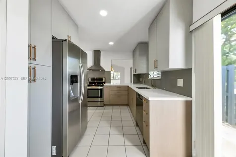 380 Fairway Circle Weston FL 33326