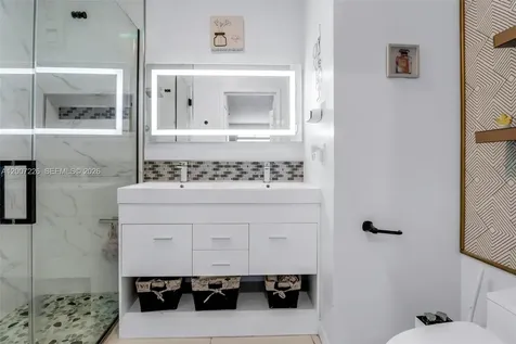 10048 SW 221st Street Cutler Bay FL 33190