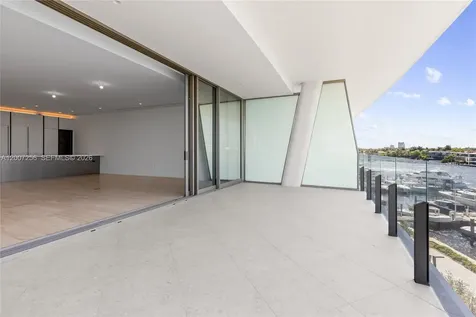 5 Grove Isle Drive Miami FL 33133