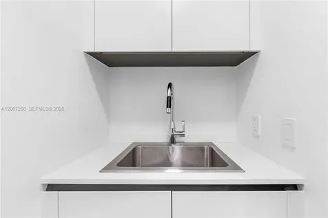 5 Grove Isle Drive Miami FL 33133