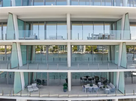 5 Grove Isle Drive Miami FL 33133