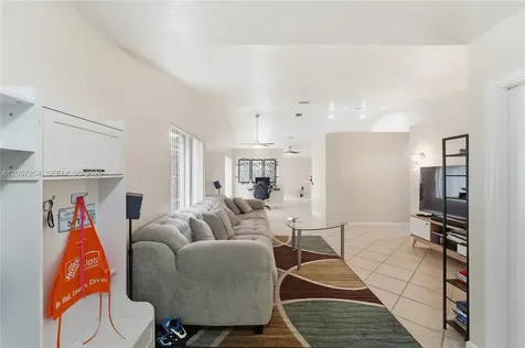 1004 Golden Cane Drive Weston FL 33327
