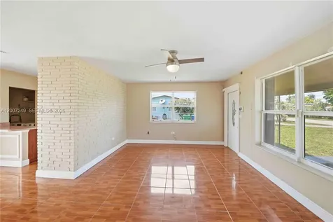 2724 Acapulco Drive Miramar FL 33023