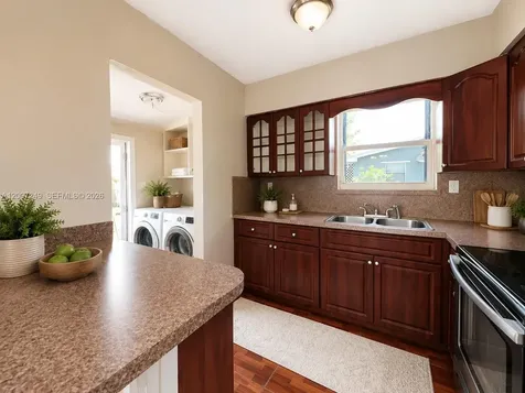 2724 Acapulco Drive Miramar FL 33023