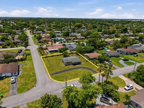 2724 Acapulco Drive Miramar FL 33023