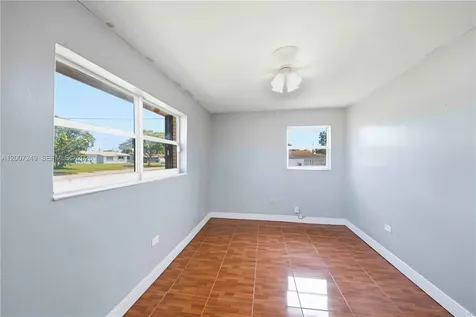2724 Acapulco Drive Miramar FL 33023