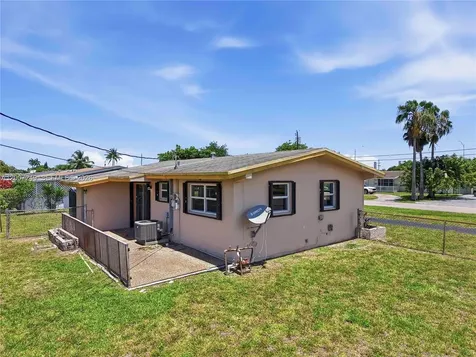 2724 Acapulco Drive Miramar FL 33023