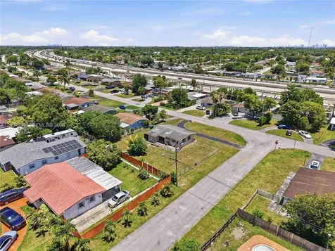 2724 Acapulco Drive Miramar FL 33023