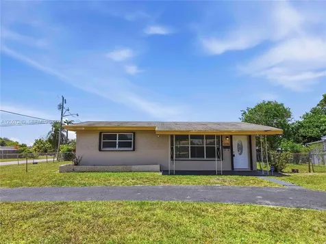 2724 Acapulco Drive Miramar FL 33023