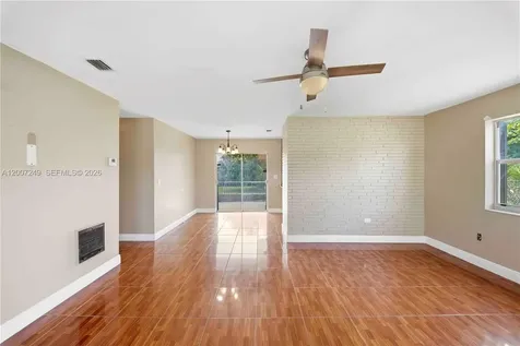 2724 Acapulco Drive Miramar FL 33023