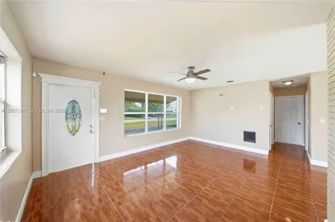 2724 Acapulco Drive Miramar FL 33023