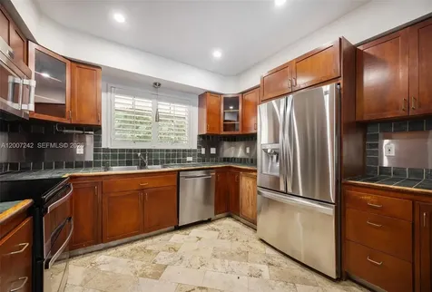 600 Santurce Avenue Coral Gables FL 33143
