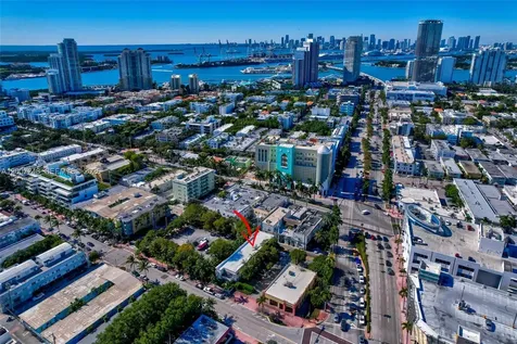 428 Collins Avenue Miami Beach FL 33139