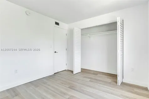 620 SW 10th Street Miami FL 33130