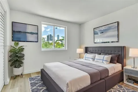 620 SW 10th Street Miami FL 33130