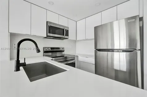 620 SW 10th Street Miami FL 33130