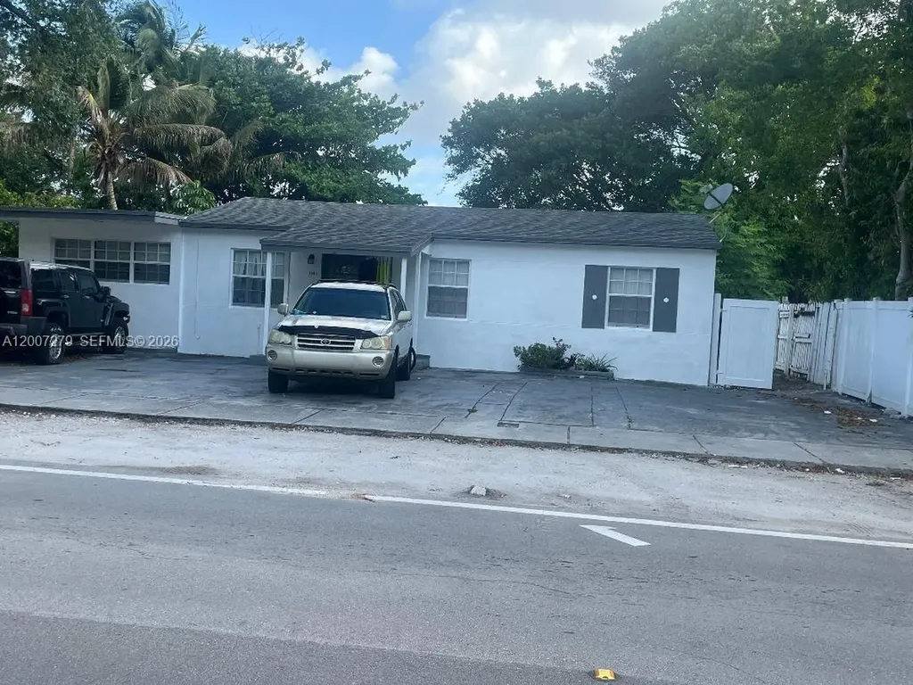 1341 NE 149th Street Miami FL 33161