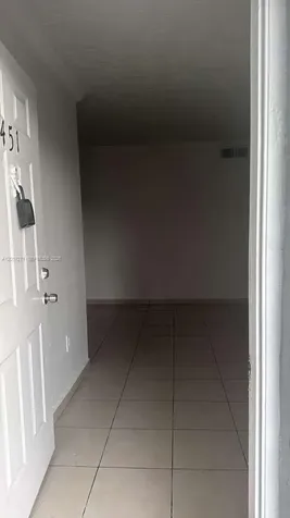 1655 W 44th Place Hialeah FL 33012