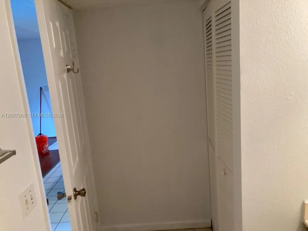 3985 W Mcnab Road Pompano Beach FL 33069