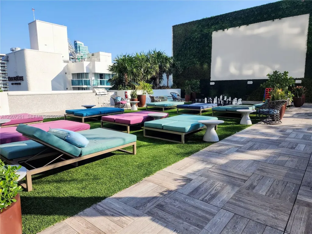 4010 S Ocean Drive Hollywood FL 33019