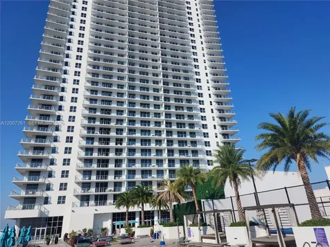4010 S Ocean Drive Hollywood FL 33019