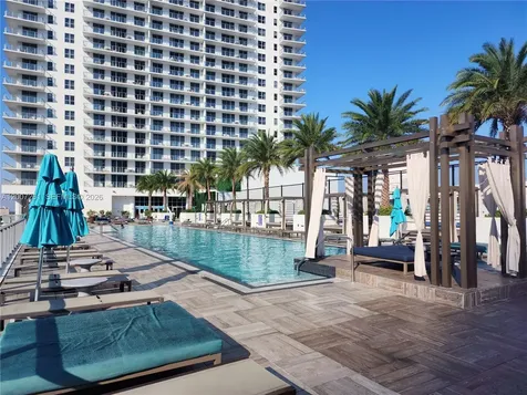 4010 S Ocean Drive Hollywood FL 33019
