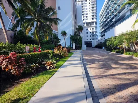 4010 S Ocean Drive Hollywood FL 33019