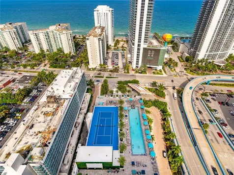 4010 S Ocean Drive Hollywood FL 33019