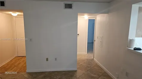 815 W Boynton Beach Boulevard Boynton Beach FL 33426