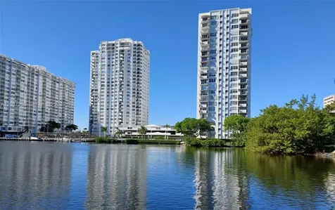 2750 NE 183rd Street Aventura FL 33160