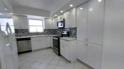 2750 NE 183rd Street Aventura FL 33160