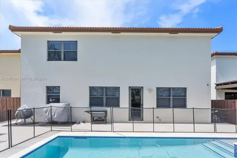9830 NW 86 Terrace Doral FL 33178