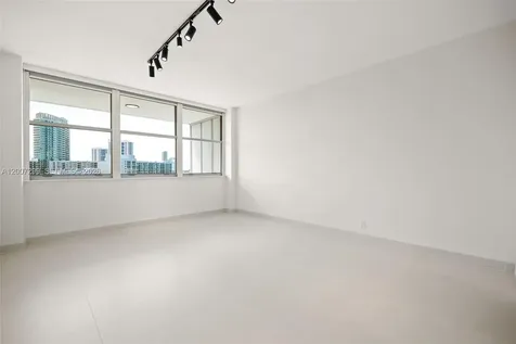 20 Island Avenue Miami Beach FL 33139