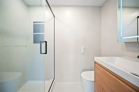 20 Island Avenue Miami Beach FL 33139