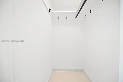 20 Island Avenue Miami Beach FL 33139