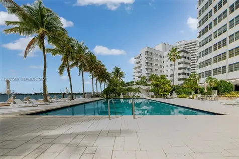 20 Island Avenue Miami Beach FL 33139
