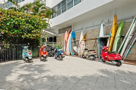 20 Island Avenue Miami Beach FL 33139
