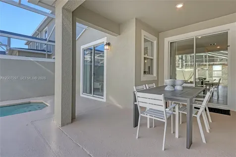 1136 Kingsbarn Street Davenport FL 33896