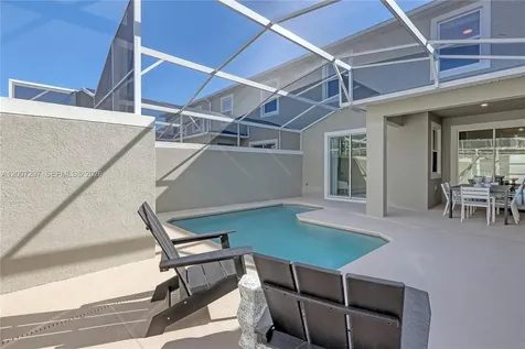 1136 Kingsbarn Street Davenport FL 33896